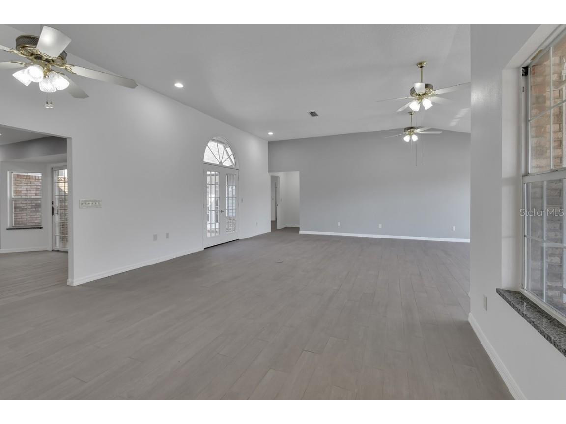 2400 S Glen Eagles Drive Deland FL 32724 V4940798 image28