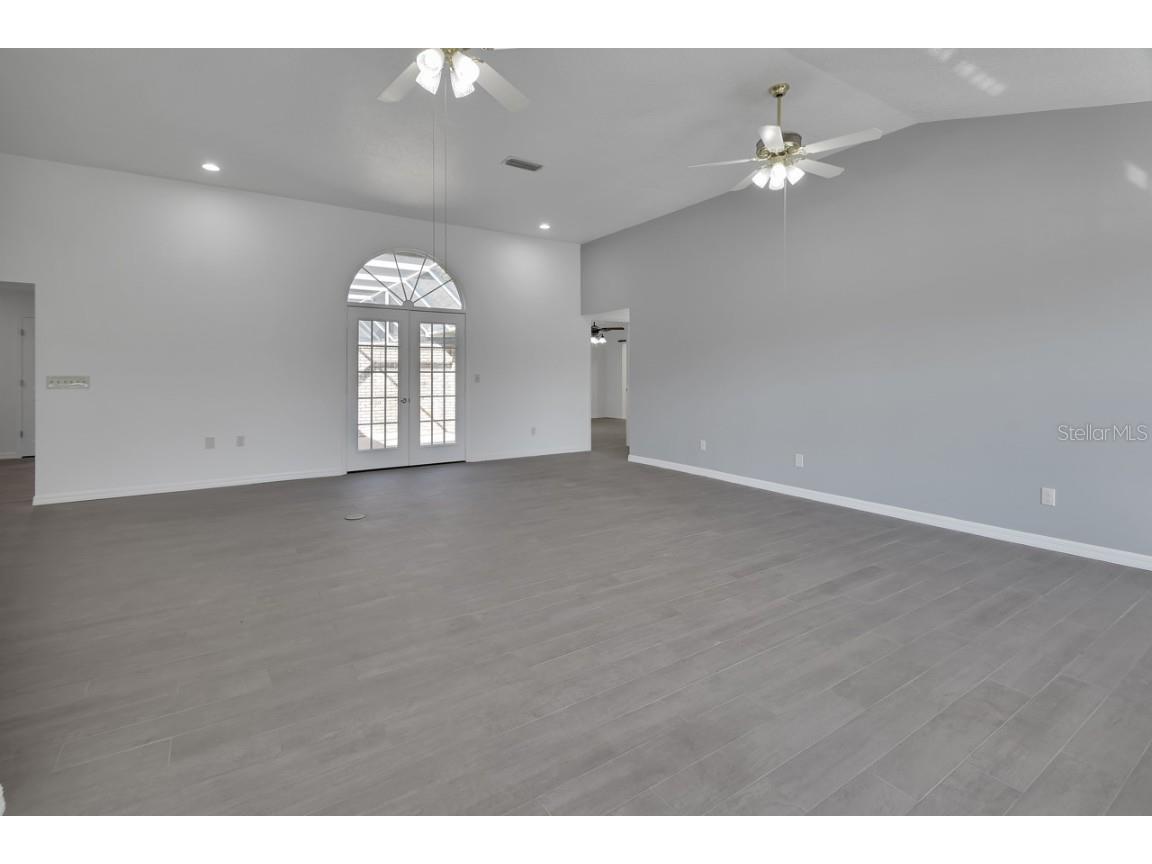 2400 S Glen Eagles Drive Deland FL 32724 V4940798 image32