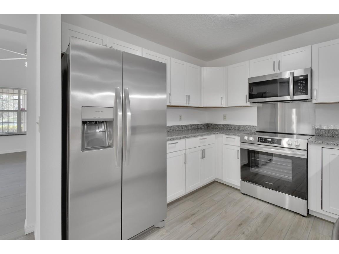 2400 S Glen Eagles Drive Deland FL 32724 V4940798 image35