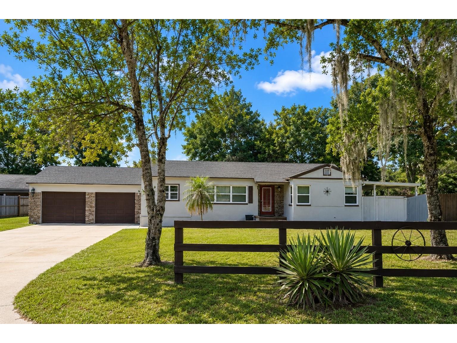 2400 S Laurel Avenue Sanford FL 32771 O6426825 image1