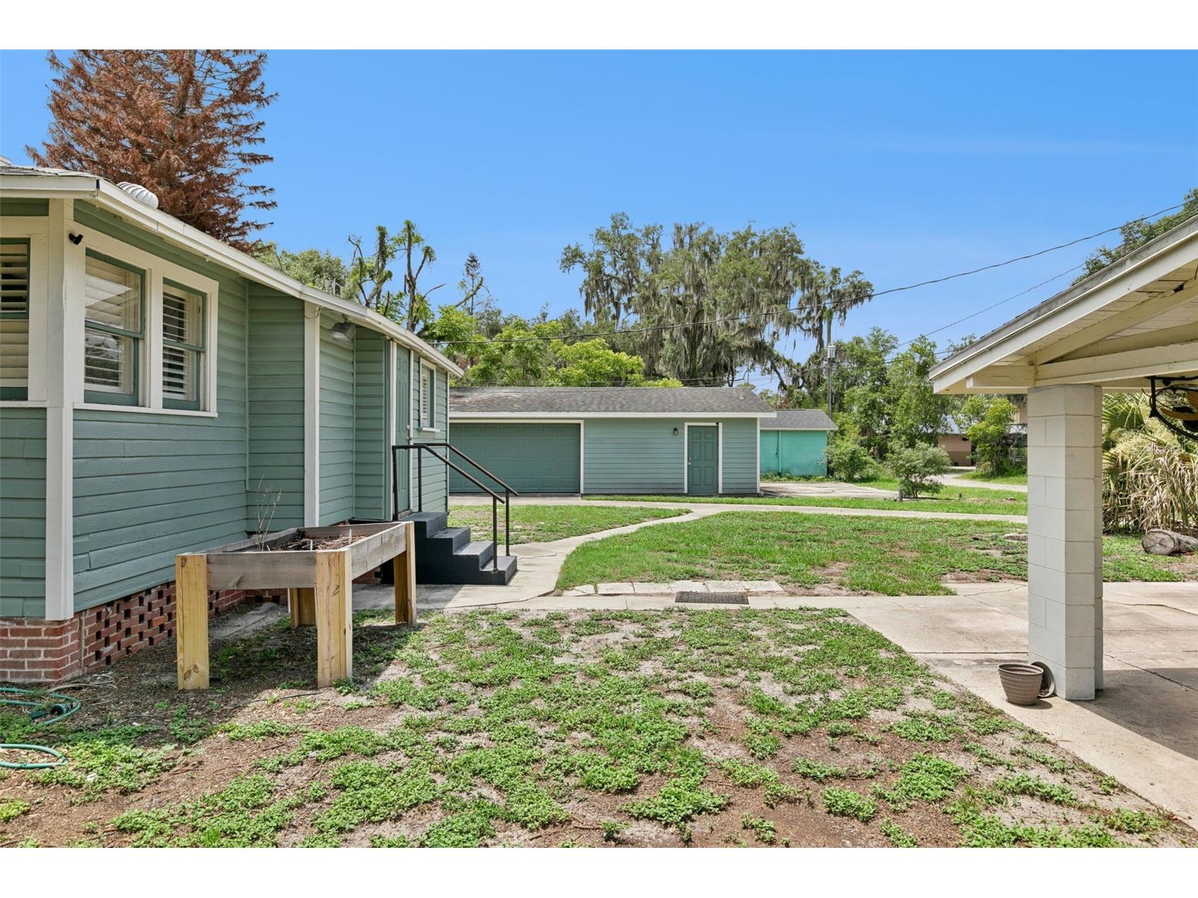 2400 S Park Avenue Sanford FL 32771 O6419741 image30