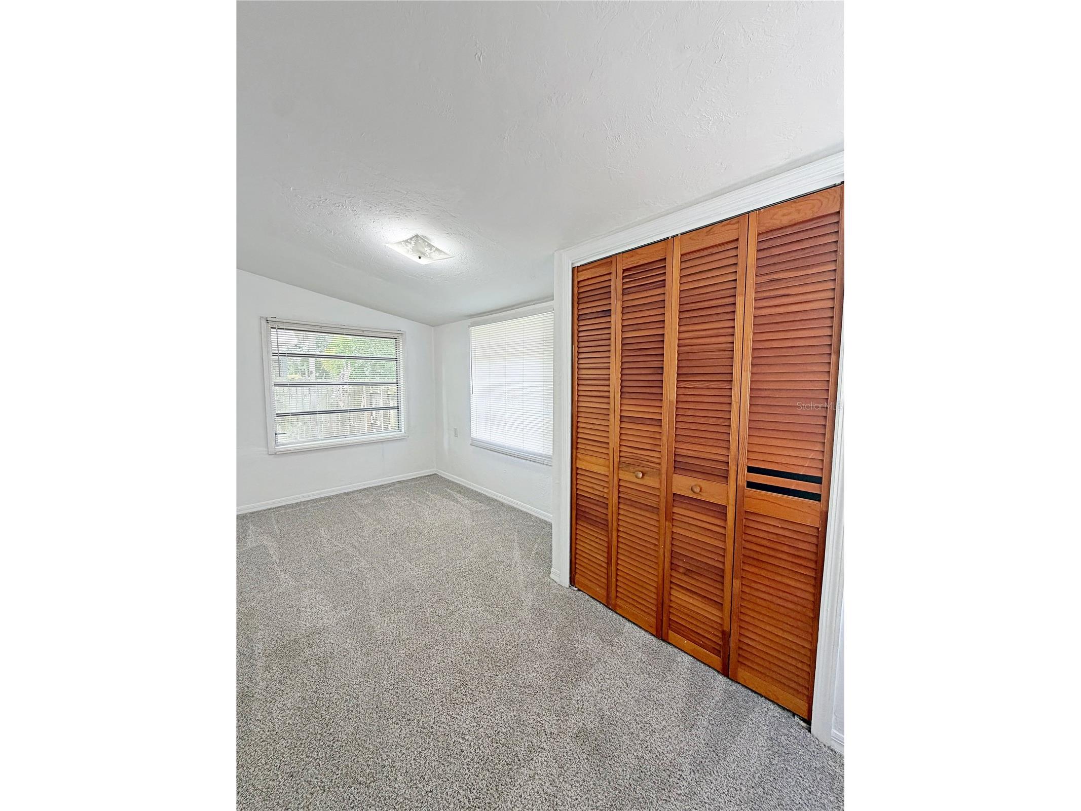 2400 Shannon Road Orlando FL 32806 S5153165 image5
