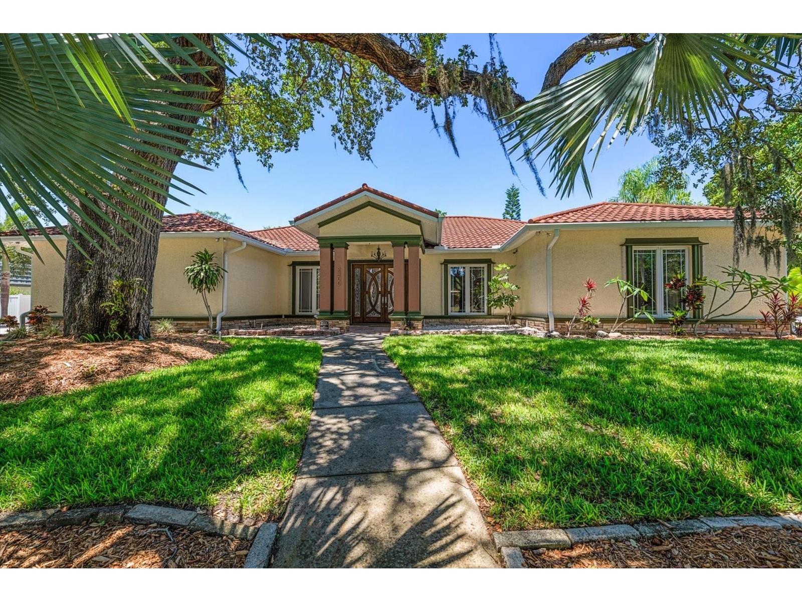 2400 Sherwood Lane Clearwater FL 33764 TB8510702 image1