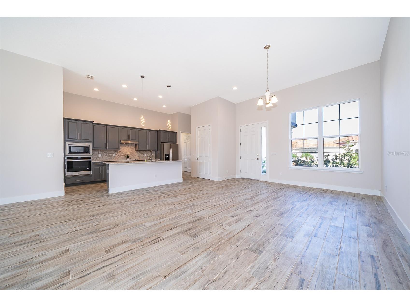 2400 Symphony Circle Saint Cloud FL 34771 O6381830 image7