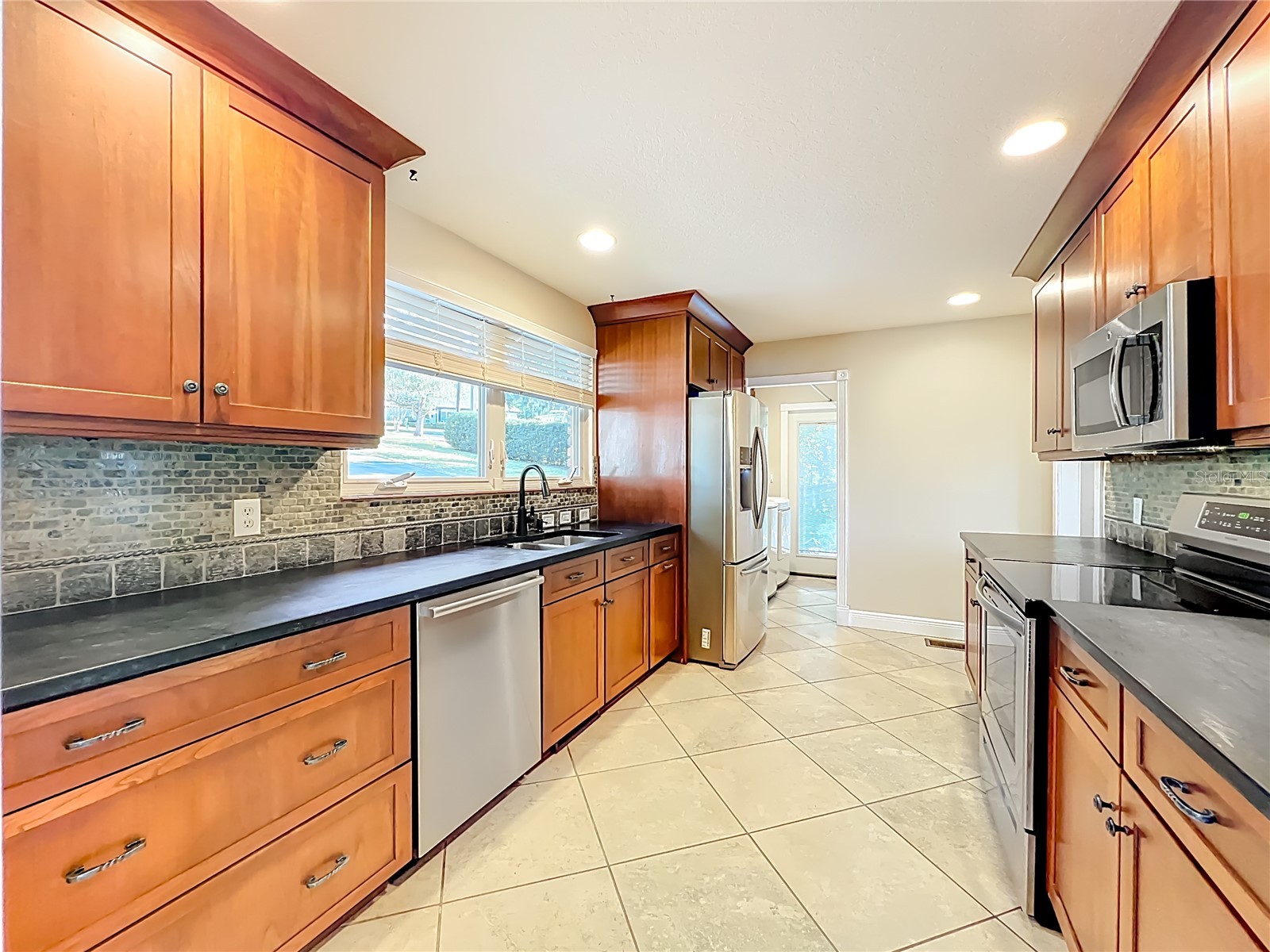 2400 Topping Place Eustis FL 32726 - East Crooked Lake G5107049 image32