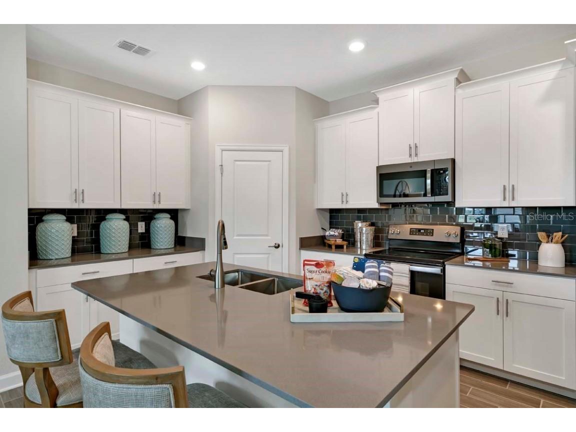 2400 Volunteer Avenue Kissimmee FL 34744 O6364319 image4