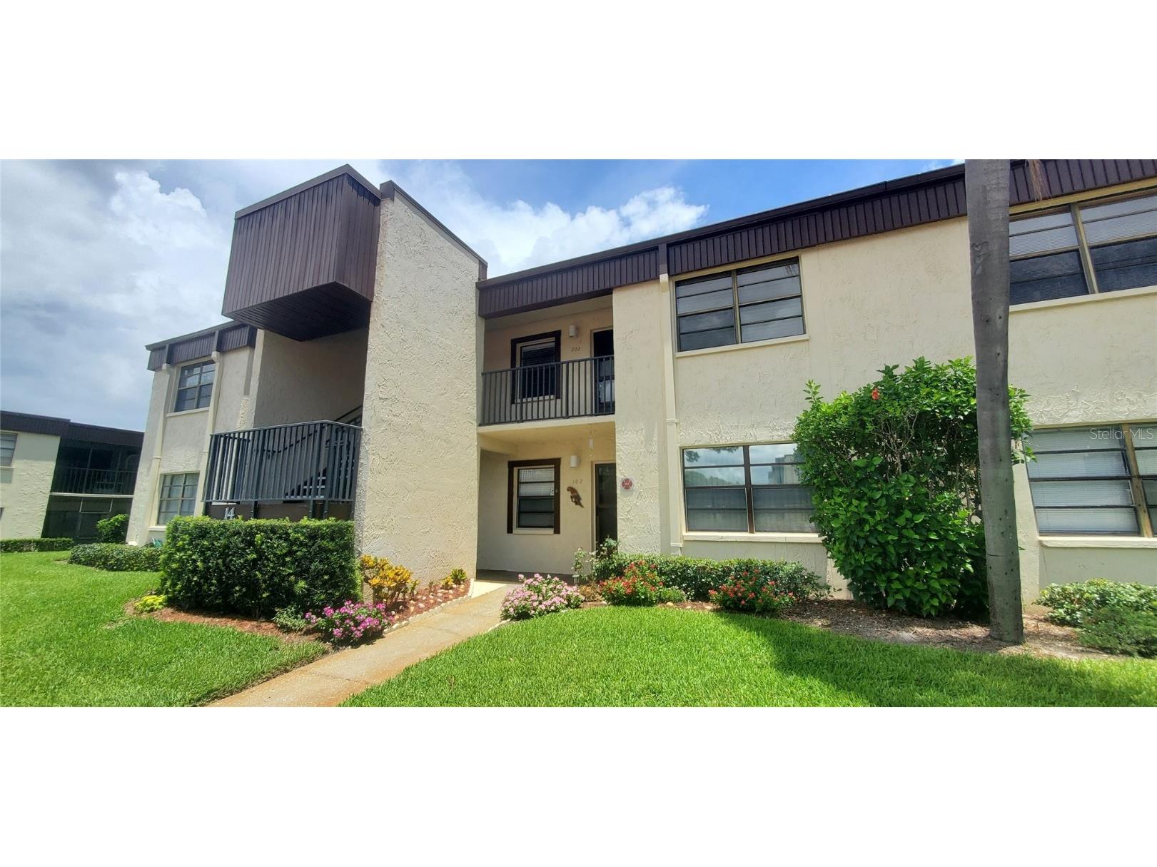 2400 Winding Creek Boulevard #14-202 Clearwater FL 33761 T3537201 image1