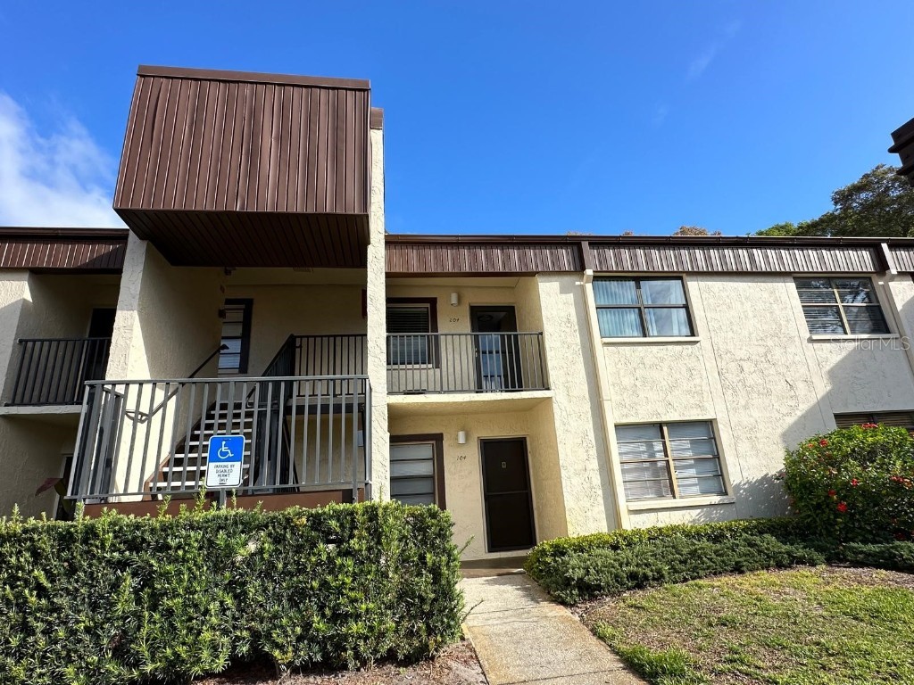 2400 Winding Creek Boulevard #14-204 Clearwater FL 33761 A4604616 image1