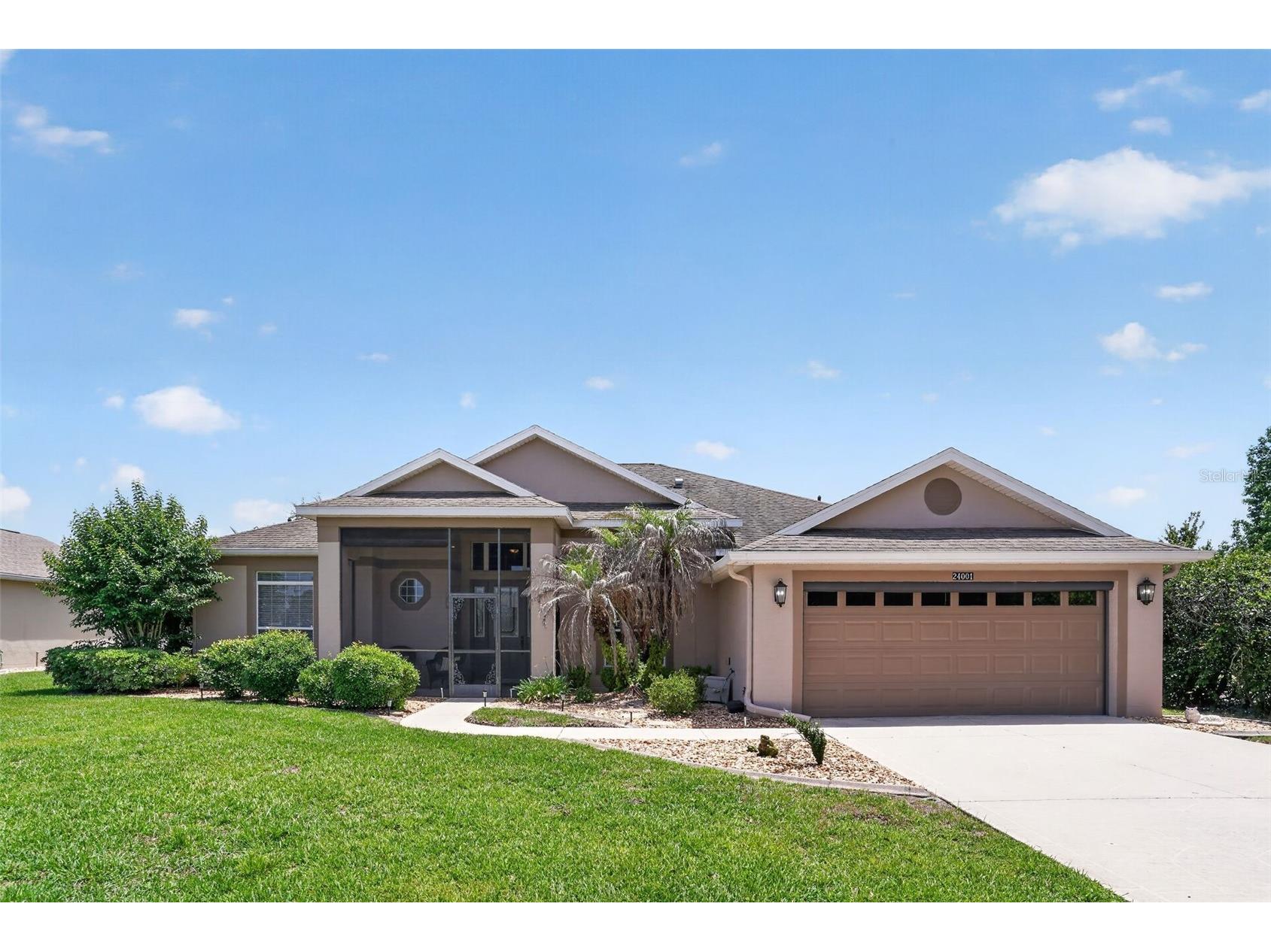 24001 Robinwood Street Leesburg FL 34748 A4693502 image1