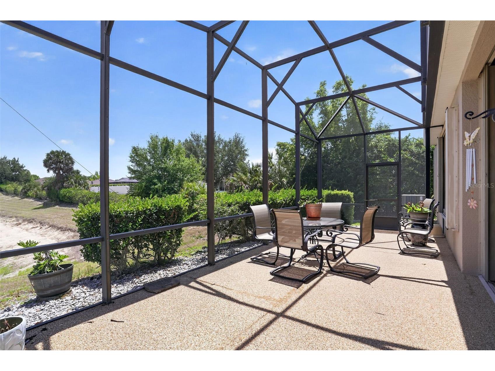 24001 Robinwood Street Leesburg FL 34748 A4693502 image2