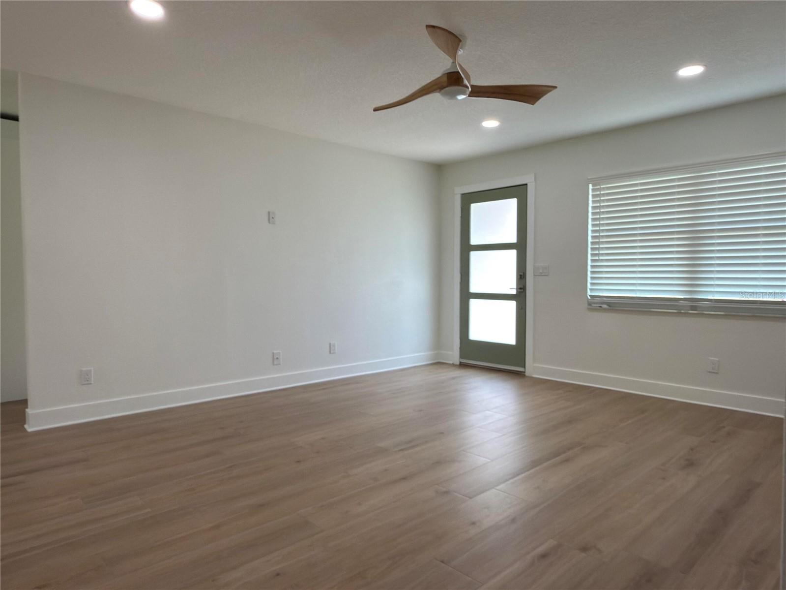 2401 16th Avenue N Saint Petersburg FL 33713 O6406243 image21