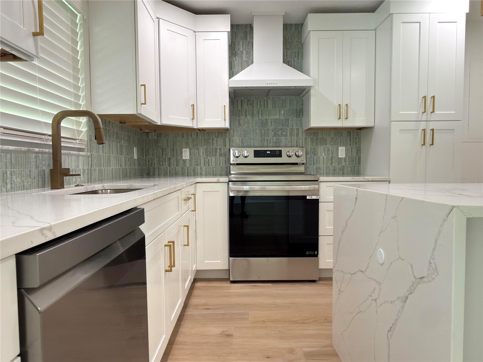 2401 16th Avenue N Saint Petersburg FL 33713 O6406243 image26