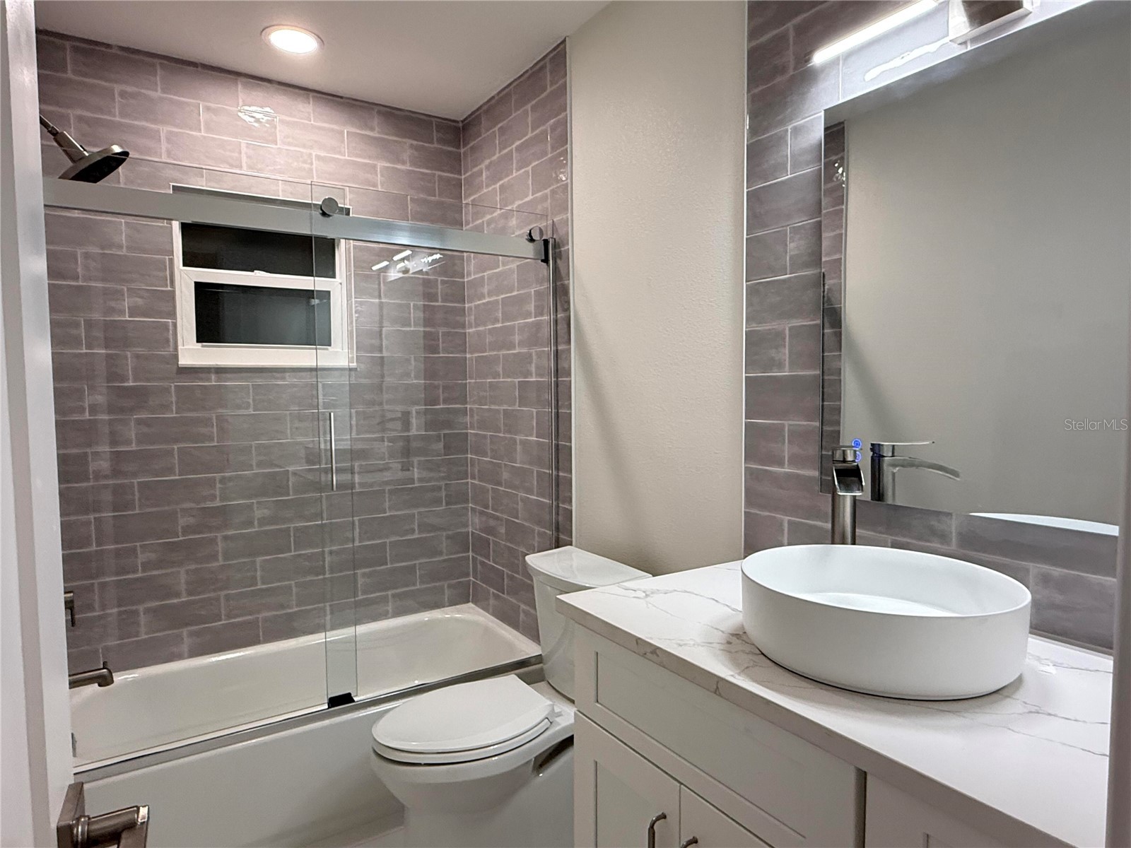 2401 16th Avenue N Saint Petersburg FL 33713 O6406243 image41