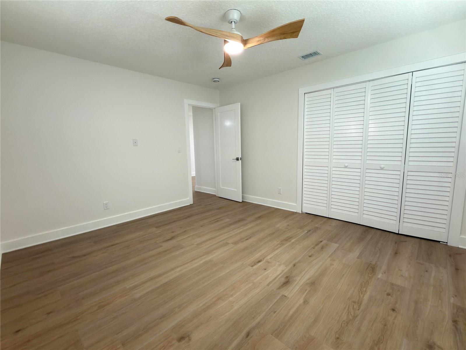 2401 16th Avenue N Saint Petersburg FL 33713 O6406243 image49