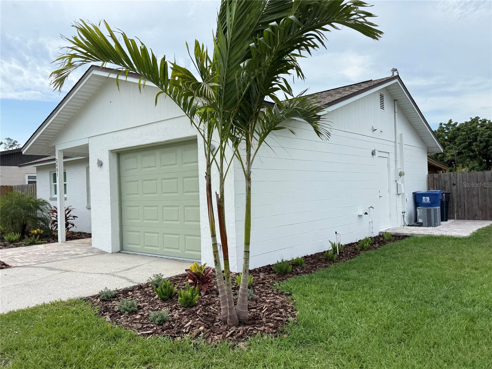 2401 16th Avenue N Saint Petersburg FL 33713 O6406243 image6