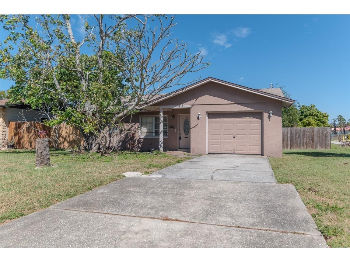 2401 16th Avenue N Saint Petersburg FL 33713 TB8360068 image1