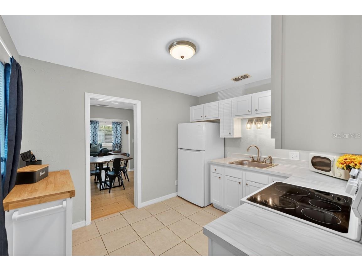 2401 19th Street S Saint Petersburg FL 33712 TB8441079 image15