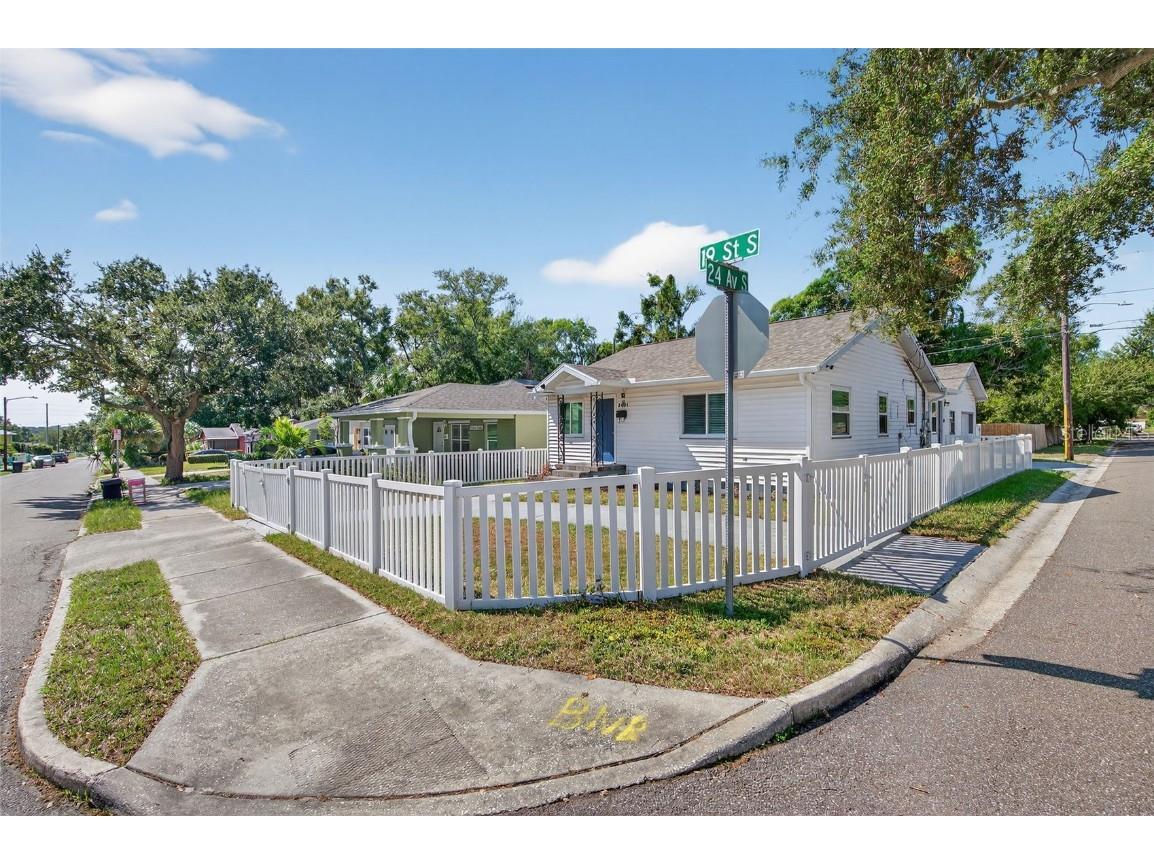 2401 19th Street S Saint Petersburg FL 33712 TB8441079 image21
