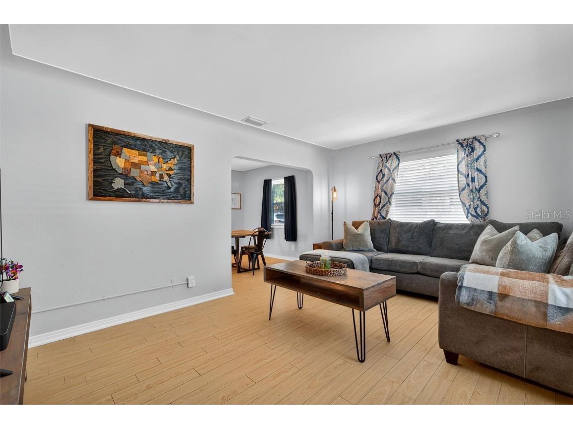 2401 19th Street S Saint Petersburg FL 33712 TB8441079 image8