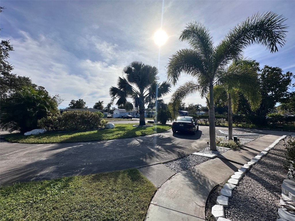 2401 26th Avenue S Saint Petersburg FL 33712 TB8439613 image4