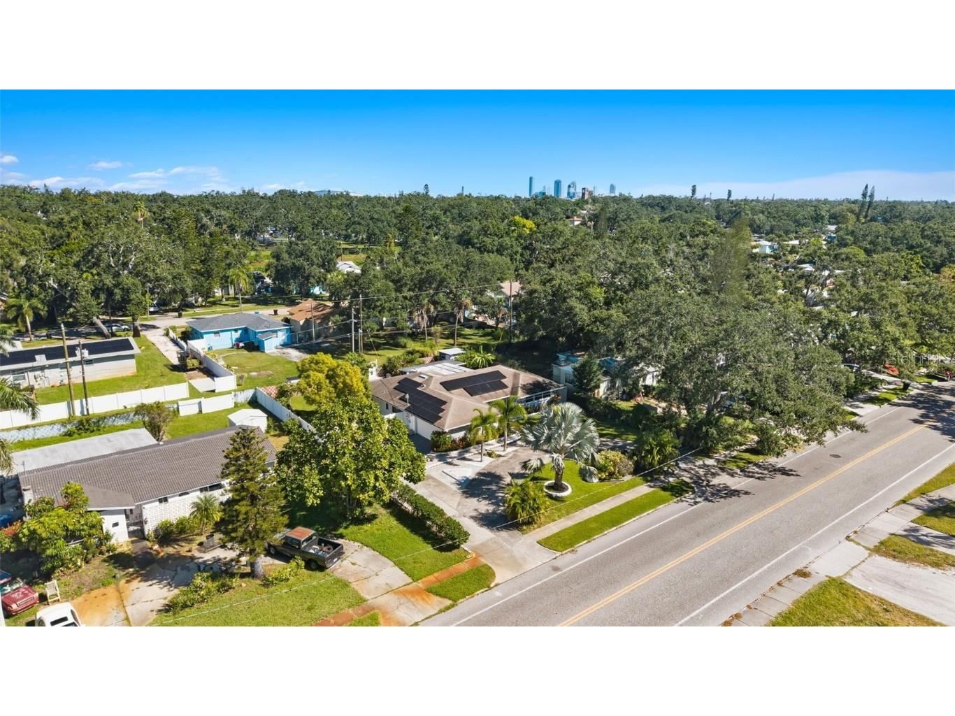 2401 26th Avenue S Saint Petersburg FL 33712 TB8439613 image41