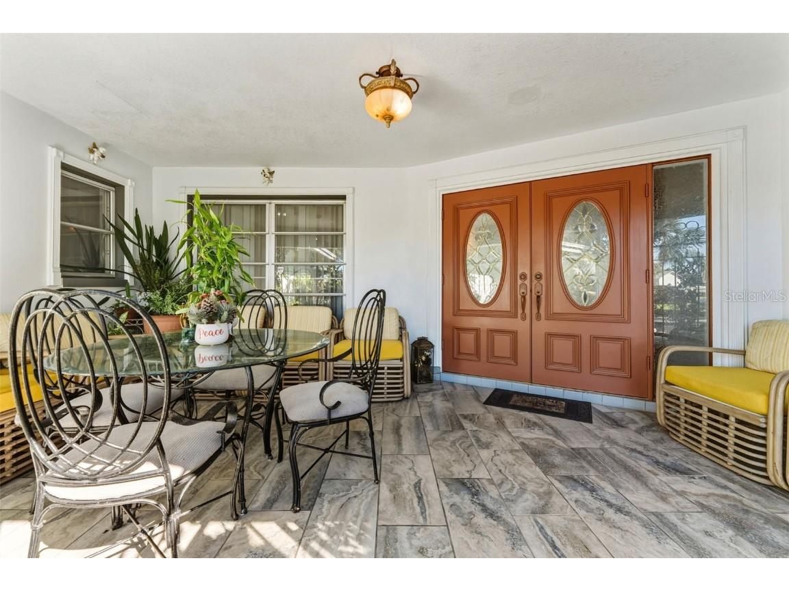 2401 26th Avenue S Saint Petersburg FL 33712 TB8439613 image5