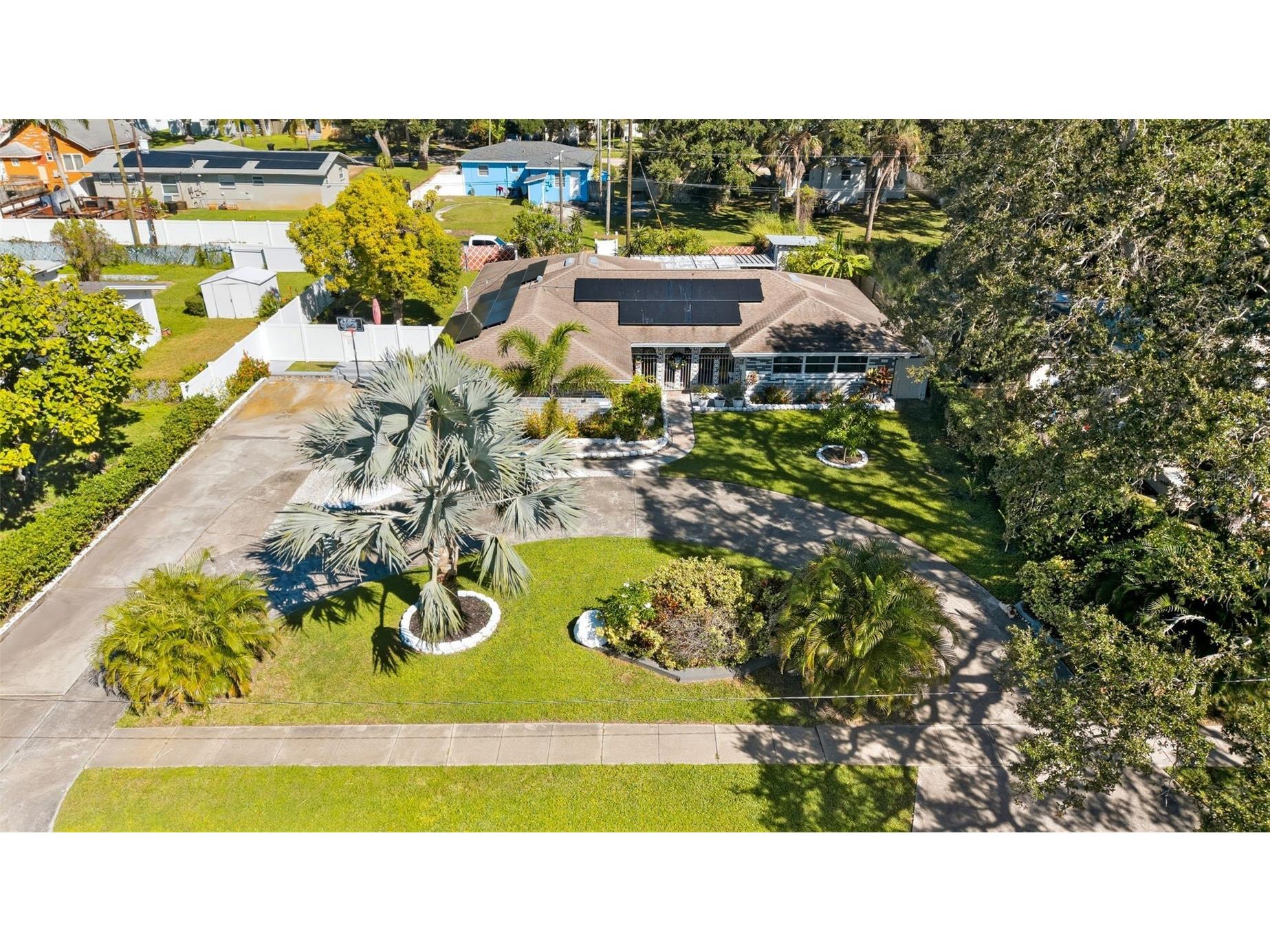 2401 26th Avenue S Saint Petersburg FL 33712 TB8508803 image1