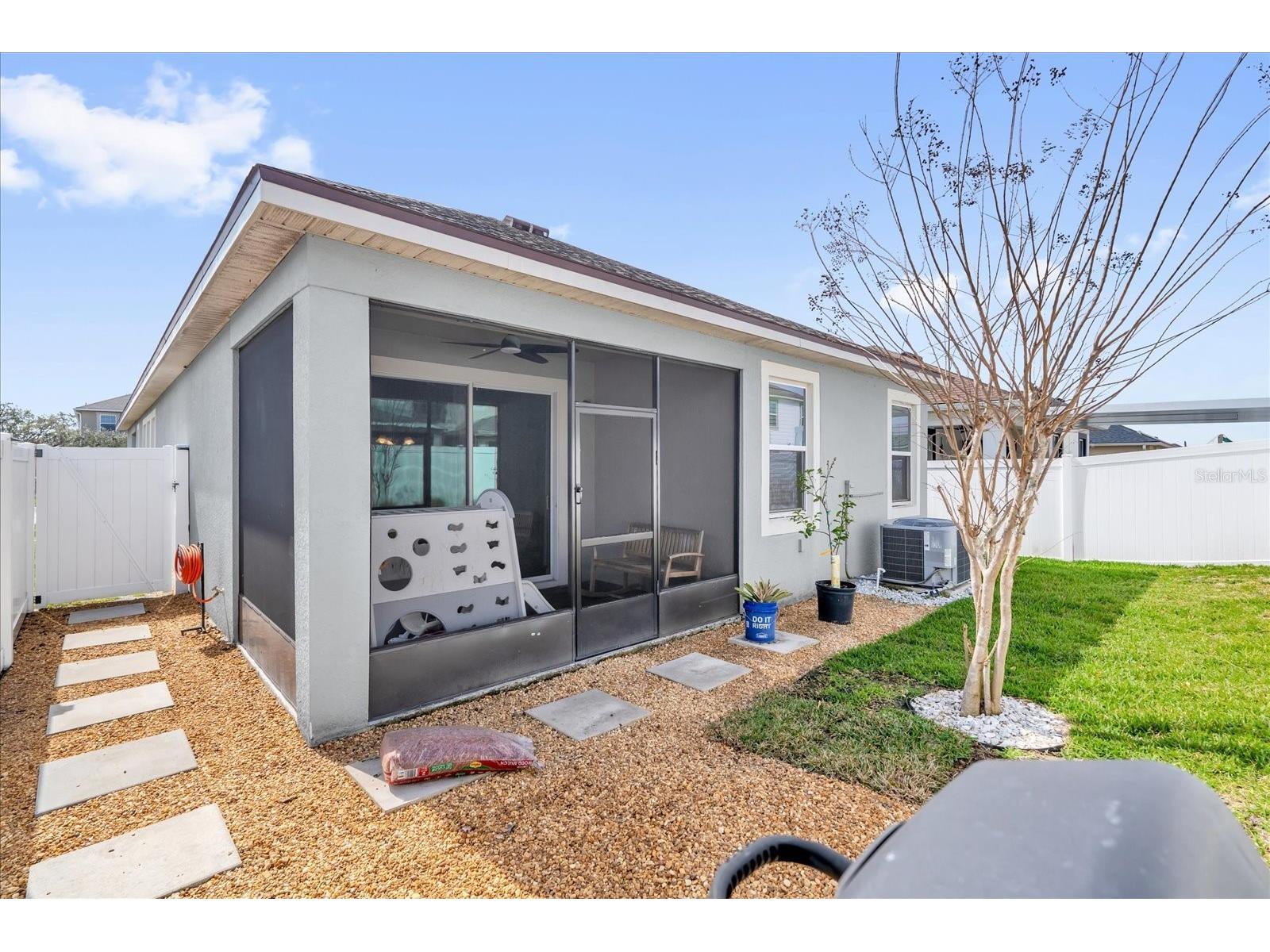 2401 Avian Loop Kissimmee FL 34741 O6384300 image24