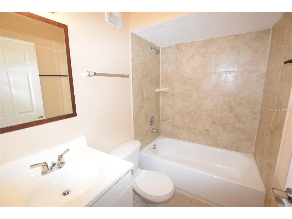 2401 Barley Club Court #2 Orlando FL 32837 O6350544 image22