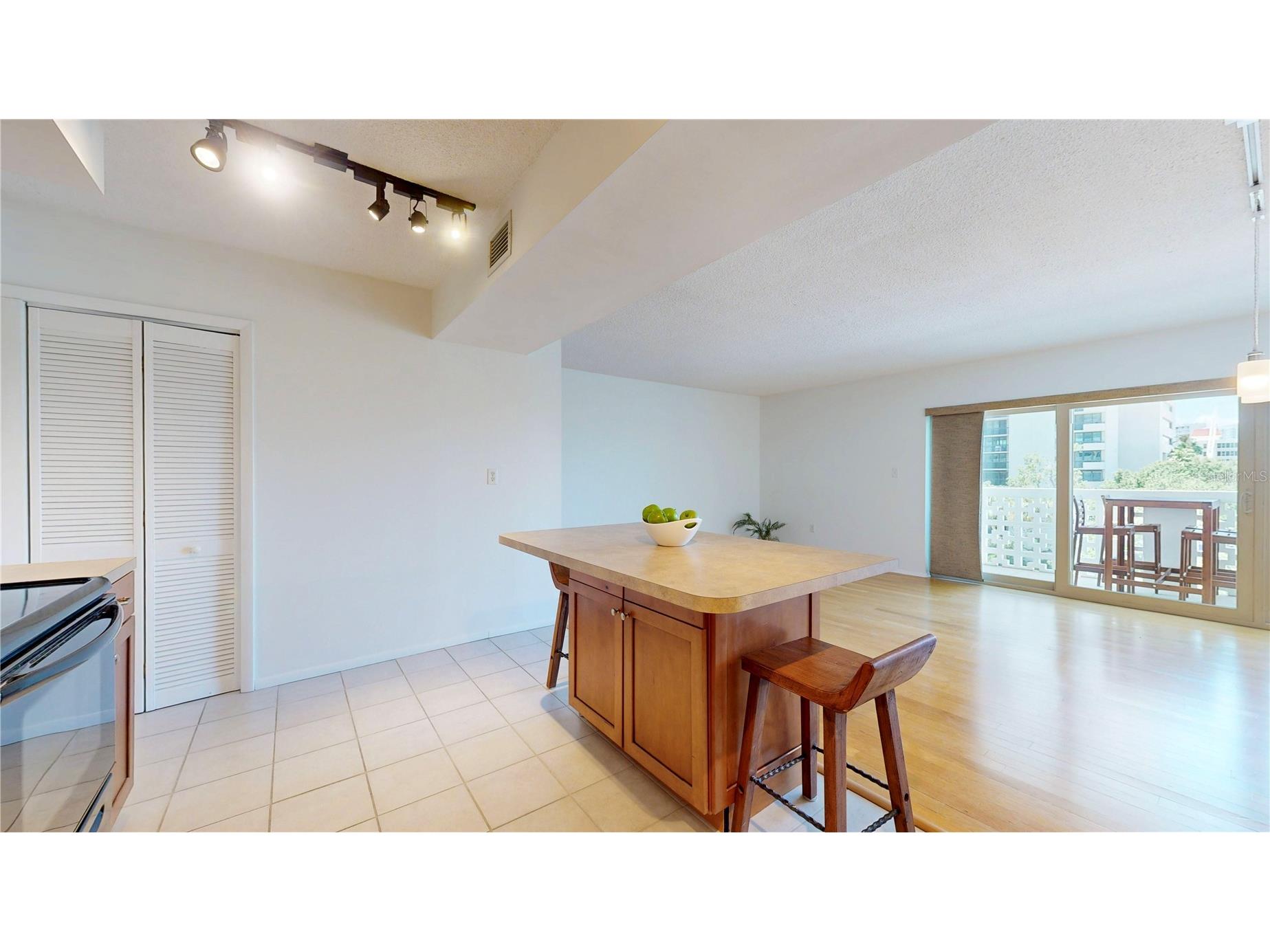 2401 Bayshore Blvd #502 Tampa FL 33629 TB8532256 image9