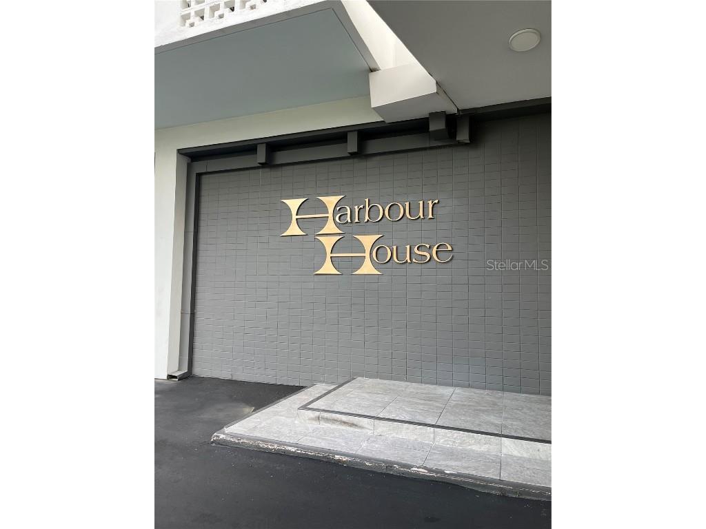 2401 Bayshore Boulevard #302 Tampa FL 33629 TB8443075 image2