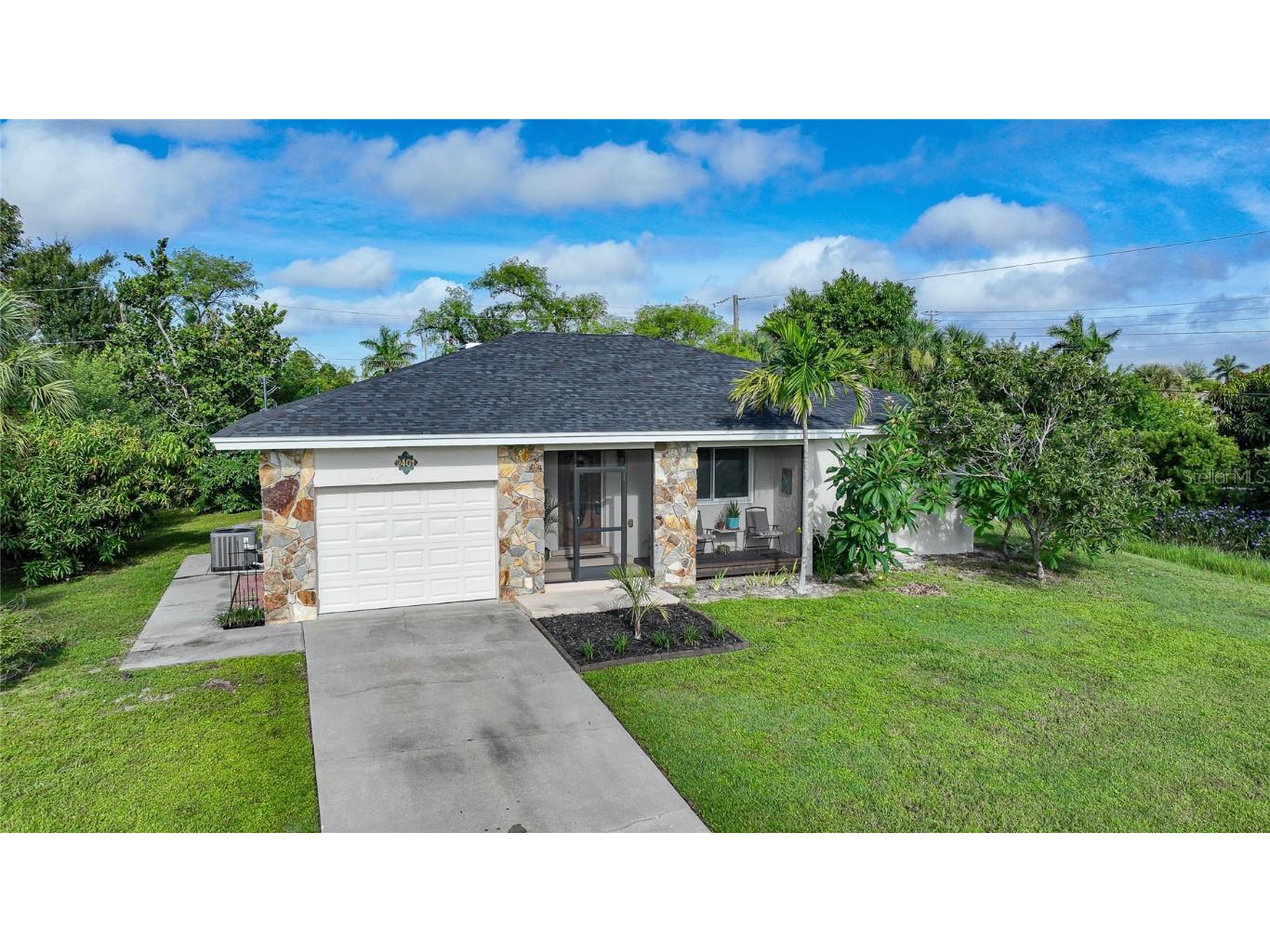 2401 Chapman Boulevard Punta Gorda FL 33950 C7497490 image1