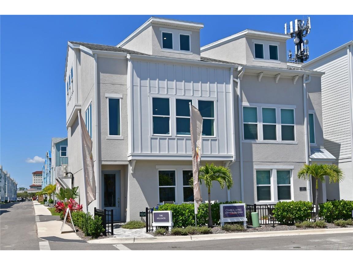 2401 Ezzell Court Sarasota FL 34237 A4642375 image1