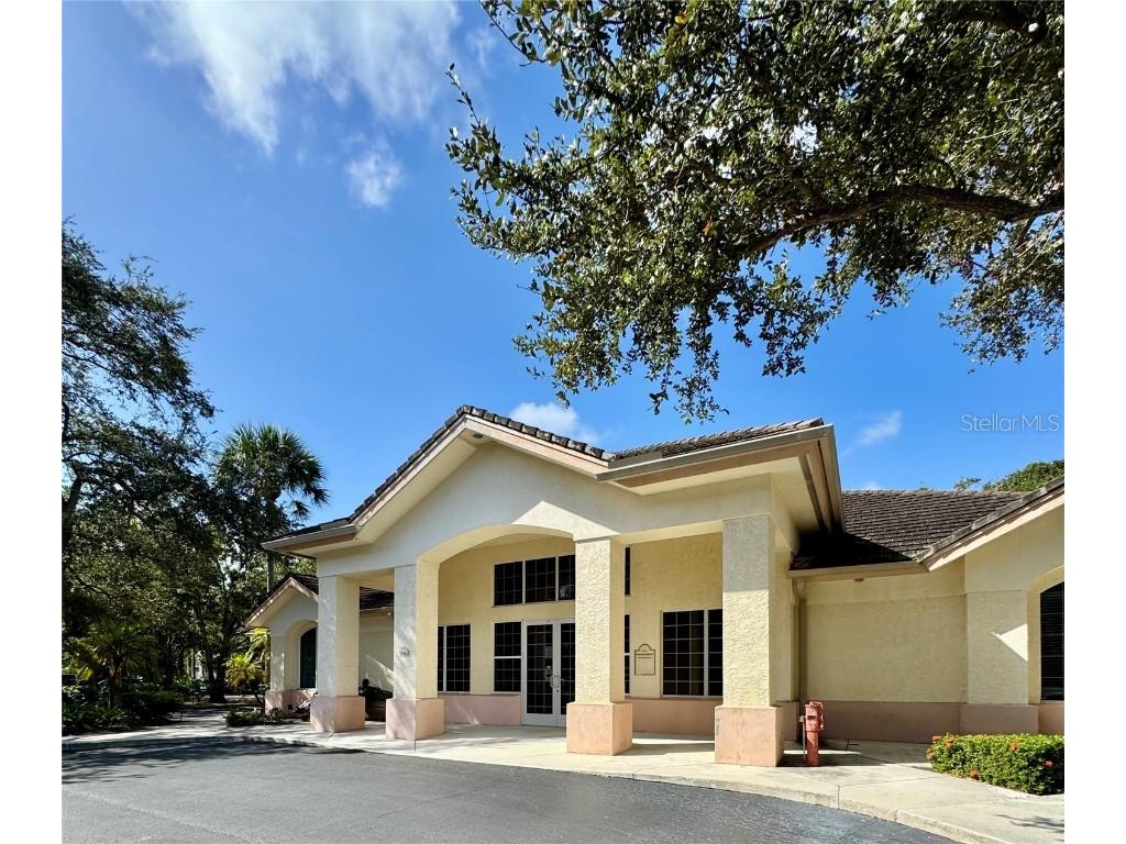 2401 Frist Boulevard #1-2 Fort Pierce FL 34950 O6257952 image1