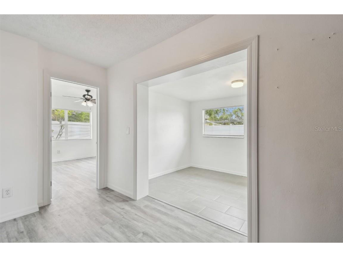 2401 Havana Drive Clearwater FL 33764 TB8372683 image43