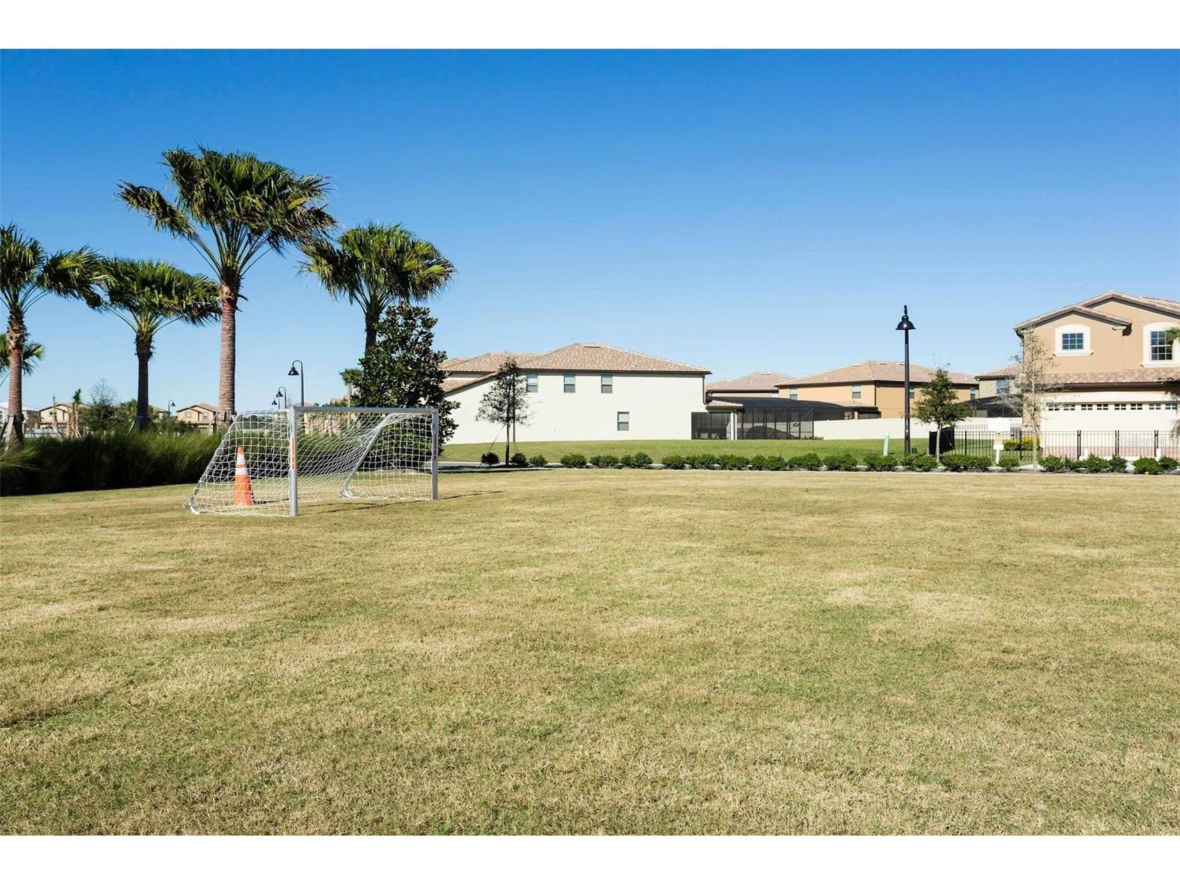 2401 Luxor Drive Kissimmee FL 34747 O6388392 image54