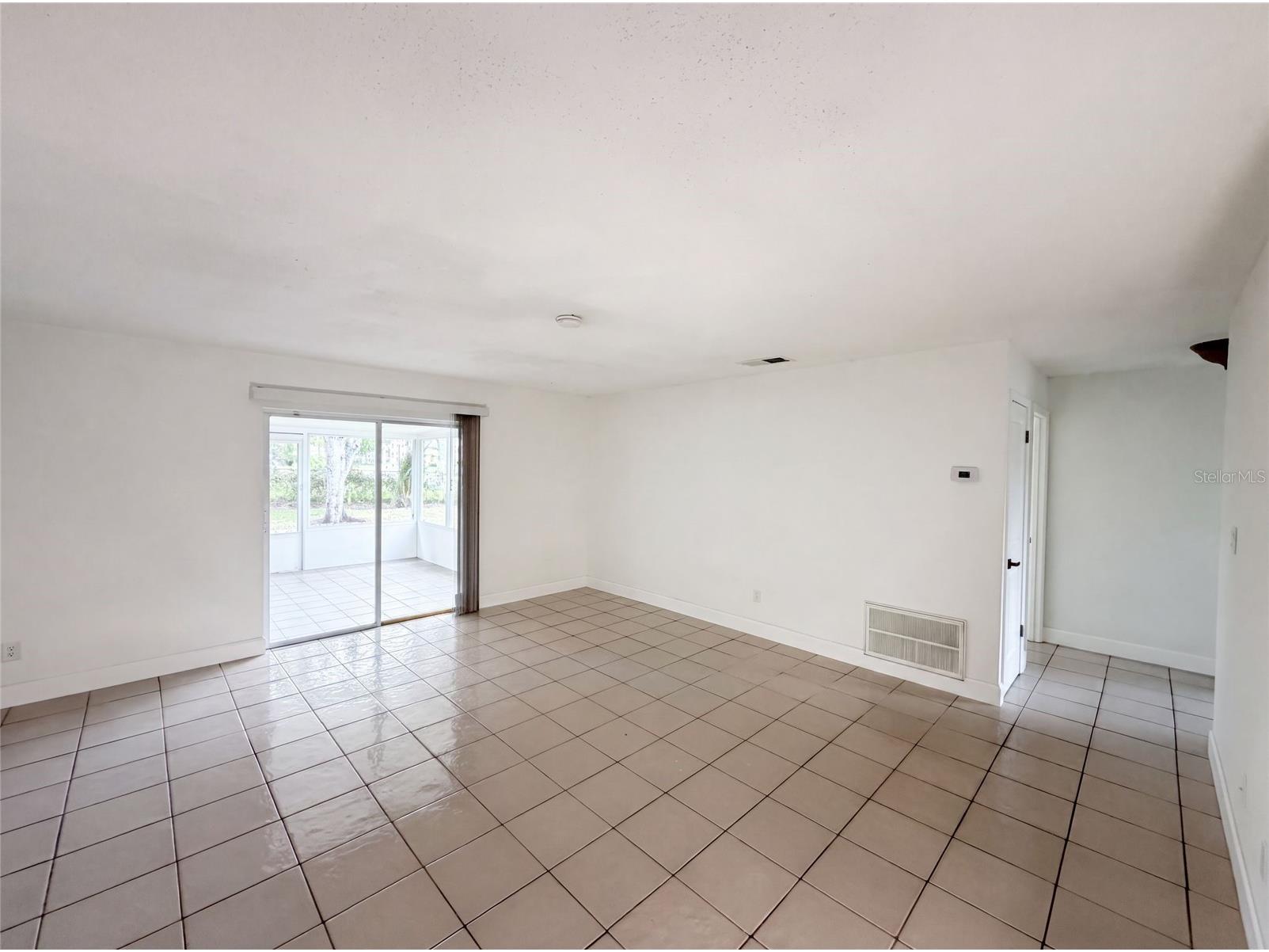 2401 Myakka Drive Orlando FL 32839 O6423279 image3