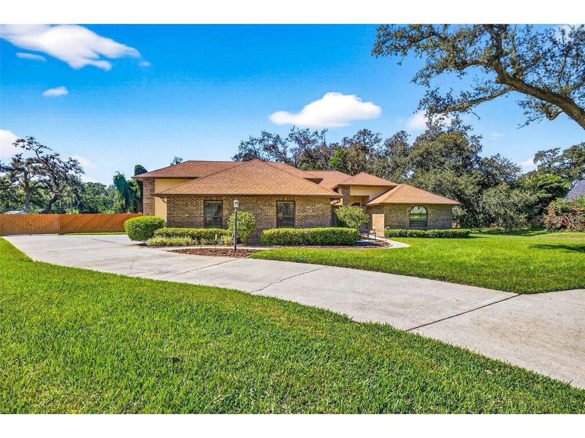2401 Natures Court Valrico FL 33596 TB8437205 image1