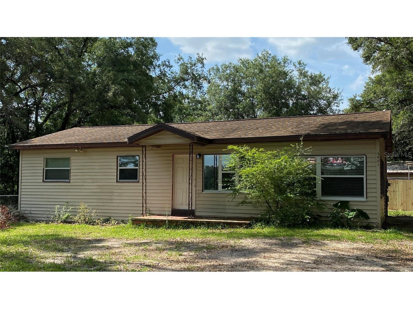 2401 NE 59th Place Ocala FL 34479 OM661339 image1