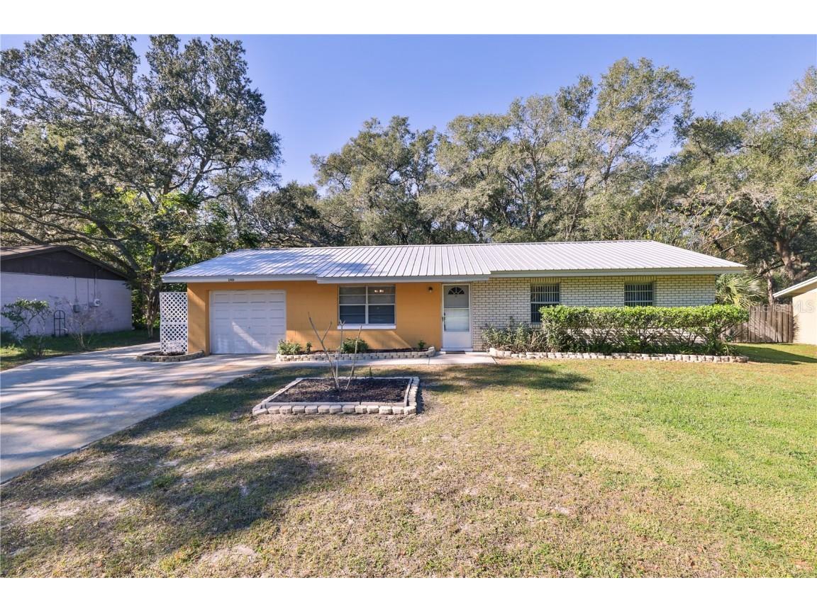 2401 Pine Hill Place Orange City FL 32763 V4933890 image1