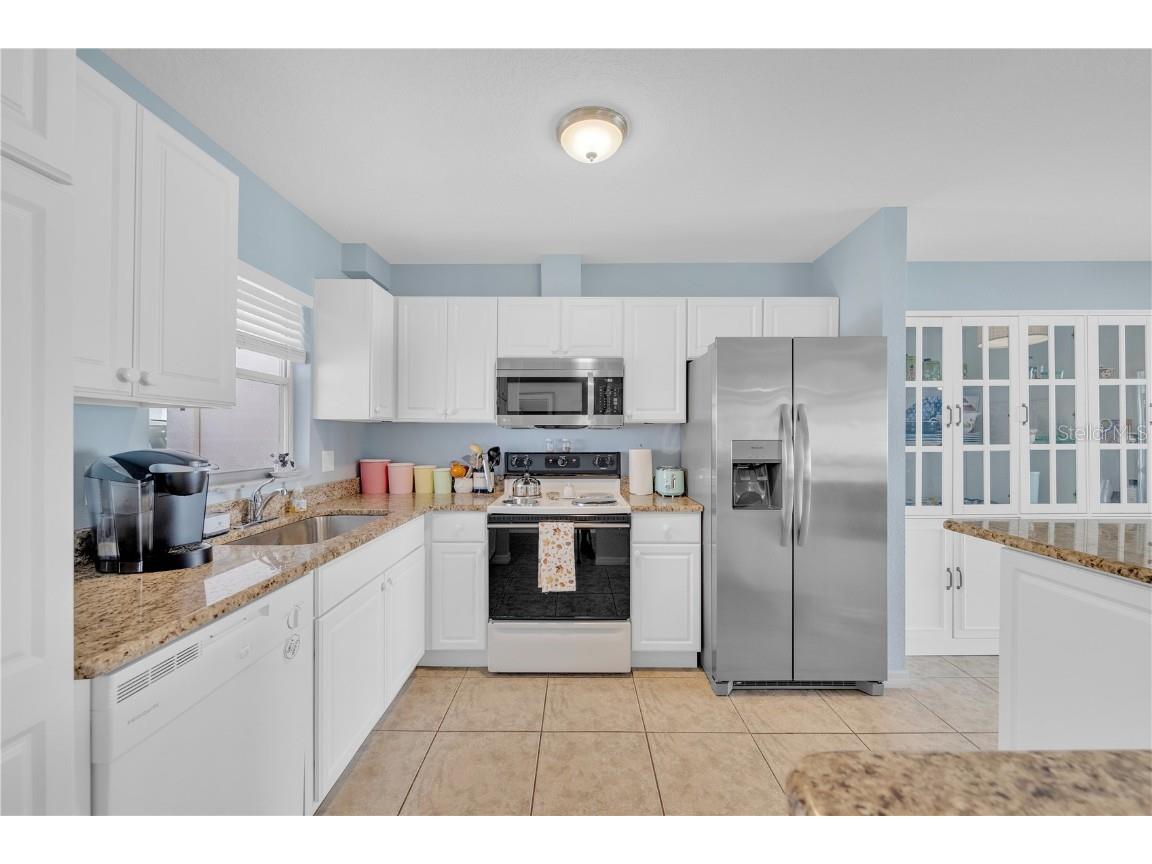 2401 Riverbluff Parkway #V240 Sarasota FL 34231 A4669980 image13