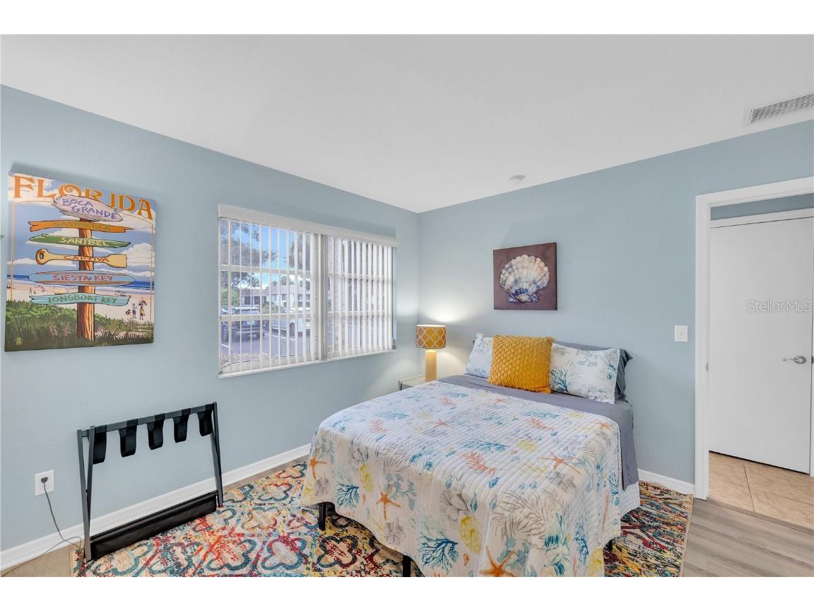 2401 Riverbluff Parkway #V240 Sarasota FL 34231 A4669980 image26