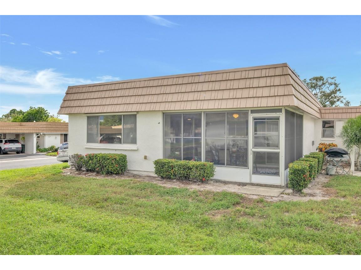2401 Riverbluff Parkway #V240 Sarasota FL 34231 A4669980 image31