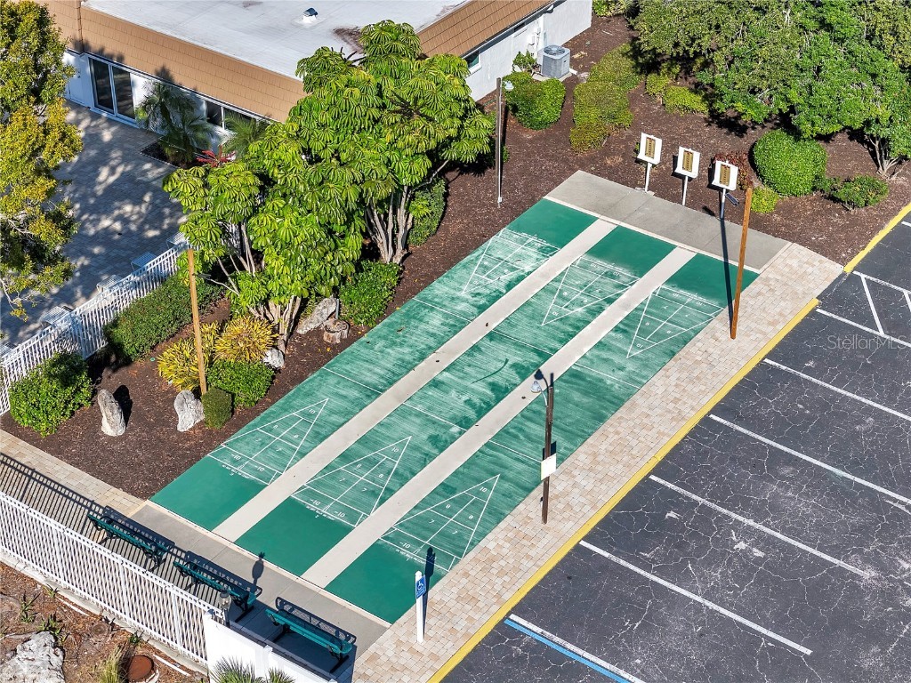 2401 Riverbluff Parkway #V240 Sarasota FL 34231 A4669980 image36