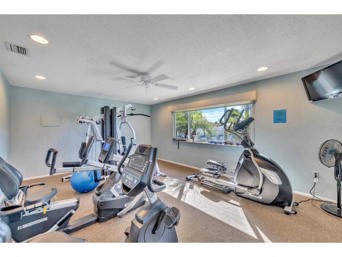 2401 Riverbluff Parkway #V240 Sarasota FL 34231 A4669980 image40