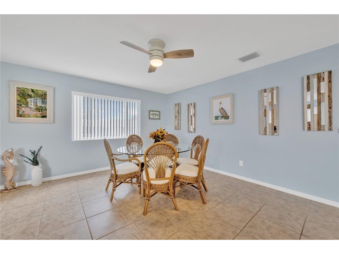 2401 Riverbluff Parkway #V240 Sarasota FL 34231 A4669980 image5