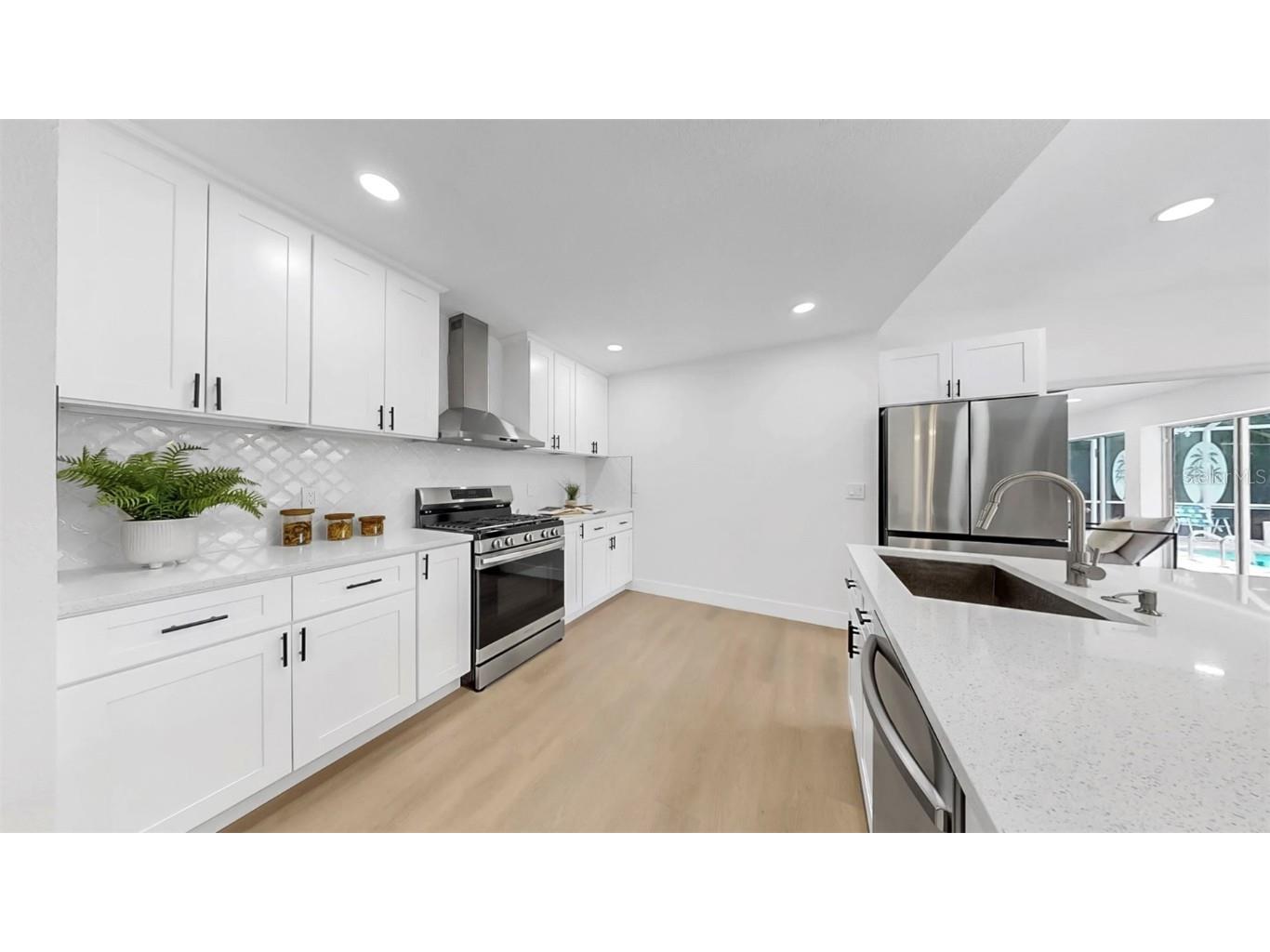 2401 Roberta Lane Clearwater FL 33764 - ALLEN'S CREEK TB8437128 image39