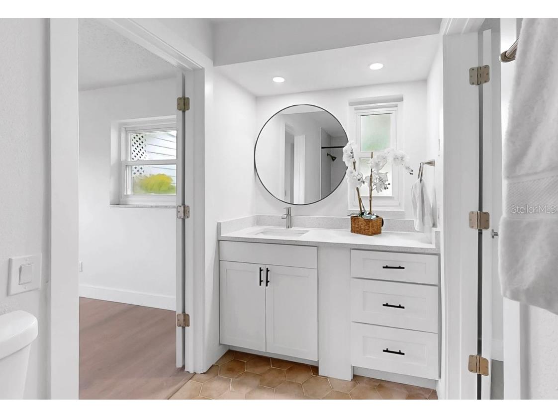 2401 Roberta Lane Clearwater FL 33764 - ALLEN'S CREEK TB8437128 image59