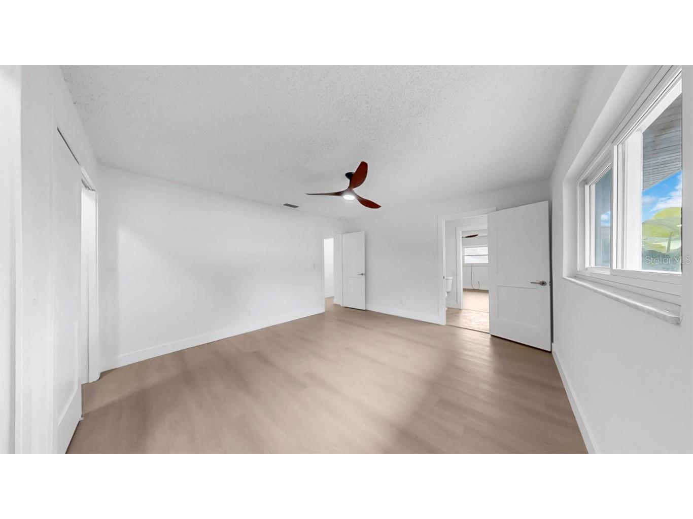 2401 Roberta Lane Clearwater FL 33764 - ALLEN'S CREEK TB8437128 image61