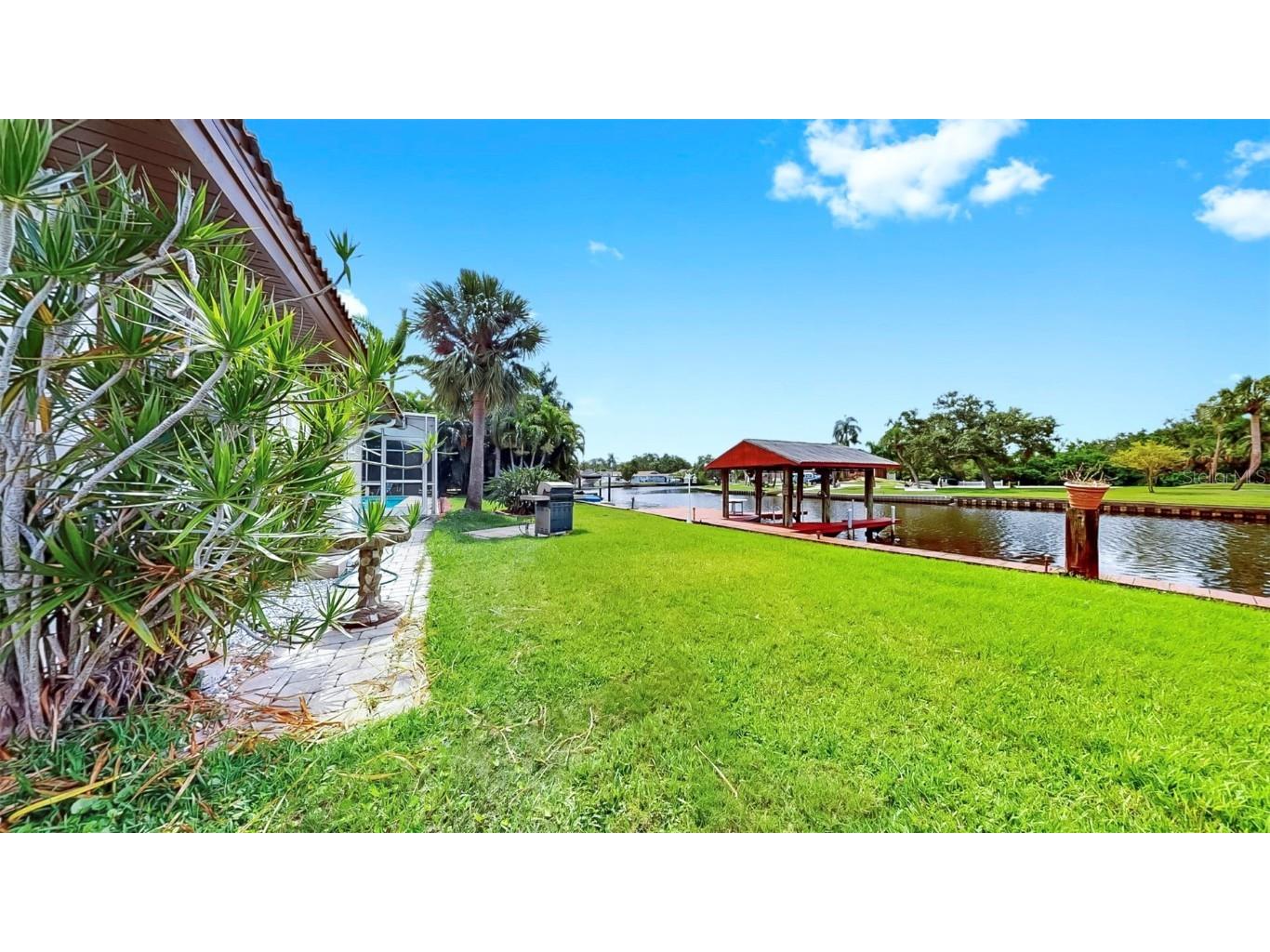 2401 Roberta Lane Clearwater FL 33764 - ALLEN'S CREEK TB8437128 image75